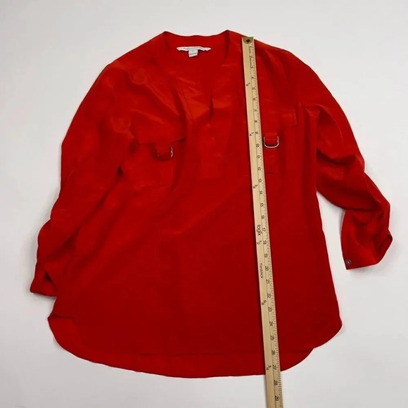 DVF Diane Von Furstenberg “Danielle” 100% Silk Blouse - Picture 8 of 11